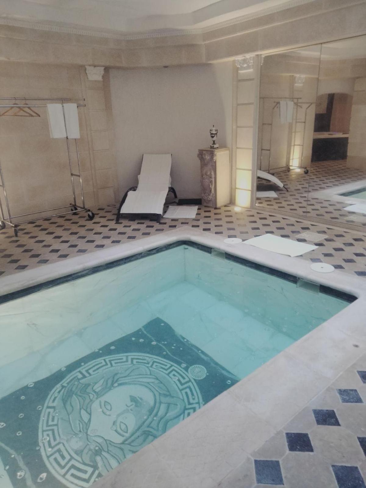 Palazzo Di Acqua Hotel Le Mans Kültér fotó